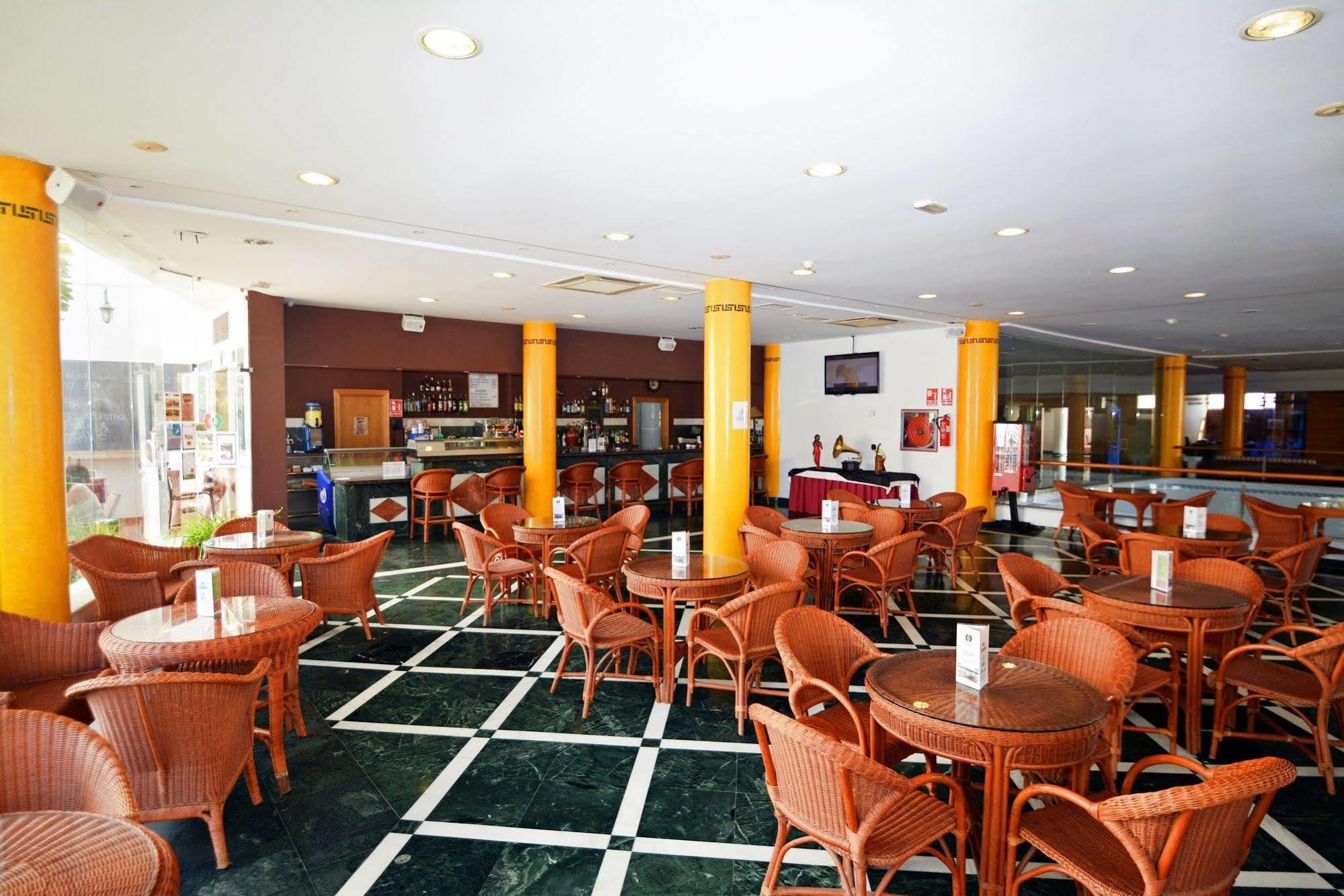 Hotel Mexico Вера Экстерьер фото